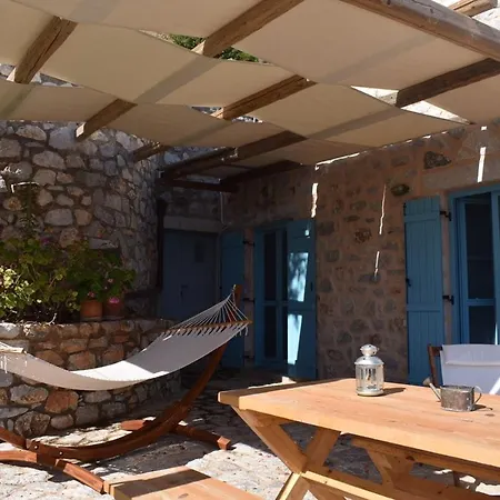 בית כפרי Smaragda Liménion