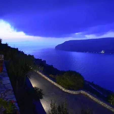 Smaragda 乡村民宿 *