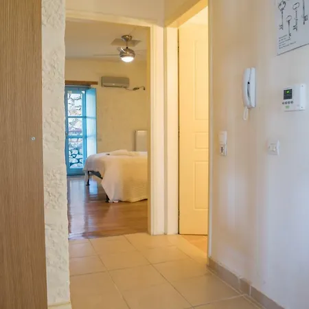 בית כפרי Smaragda *