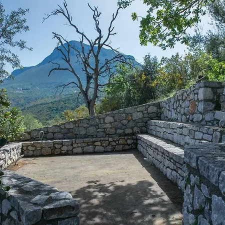 Smaragda בית כפרי