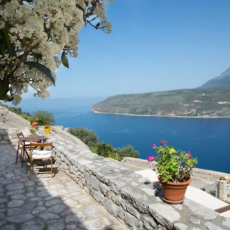 Smaragda בית כפרי