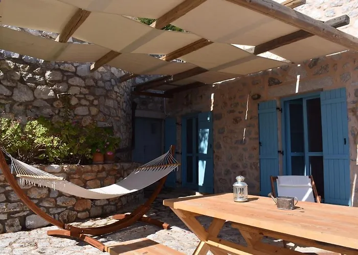 Εξοχικό σπίτι Smaragda Liménion